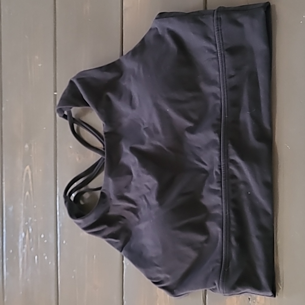 Buffbunny geo sports bra